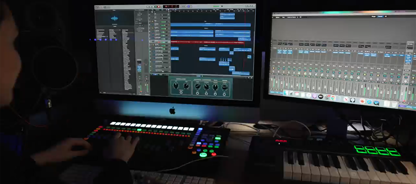 Kennet Sixth Form student utilising Kennet School's Music Technology facility featuring Logic Pro X software Kennet Sixth Form student utilising Kennet School's Music Technology facility featuring Logic Pro X software